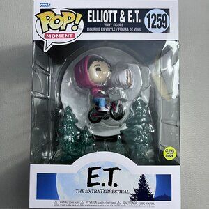 Funko Pop! Moment ET - Elliott& ET (Glow in the Dark)